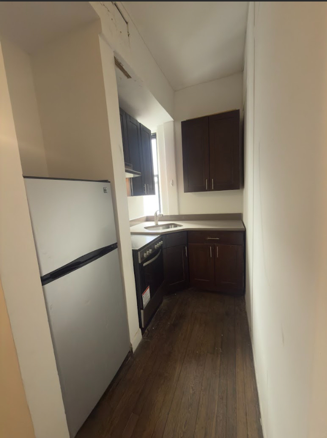 Claremont Ave & Tiemann Place - Photo 1