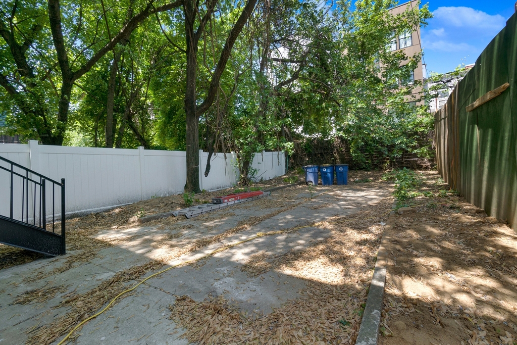 75 Woodbine Street - Photo 4