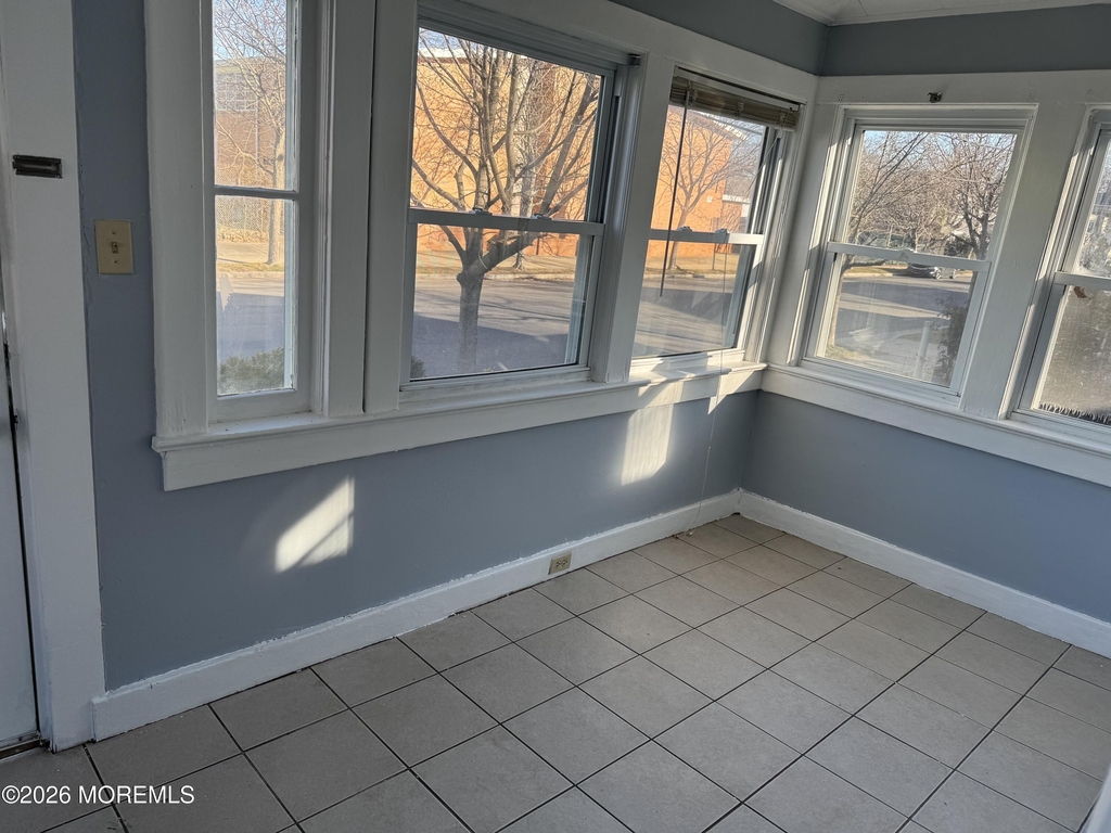 811 Central Avenue - Photo 1