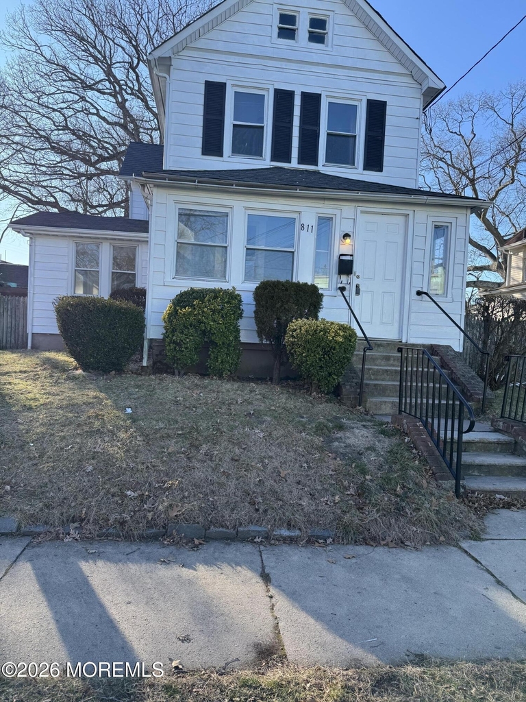811 Central Avenue - Photo 0