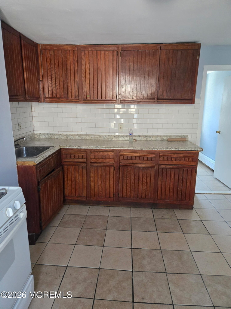 811 Central Avenue - Photo 18