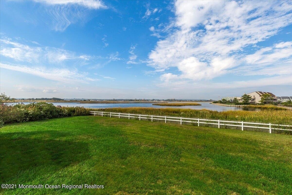 15 Riverview Road - Photo 8