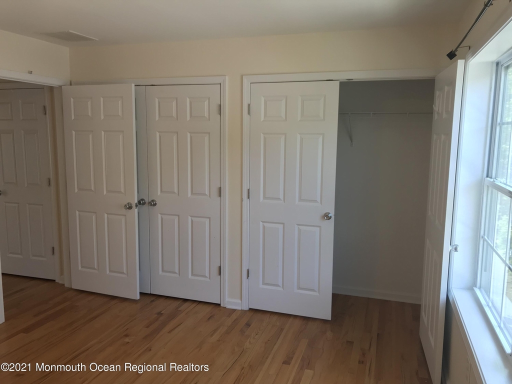112 Morris Avenue - Photo 14