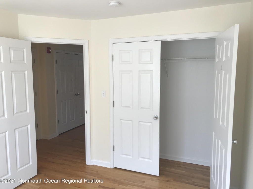 112 Morris Avenue - Photo 12