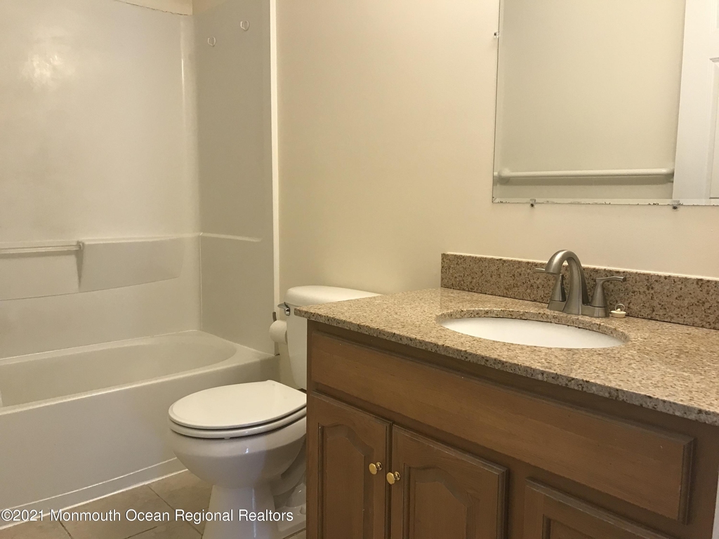 112 Morris Avenue - Photo 18