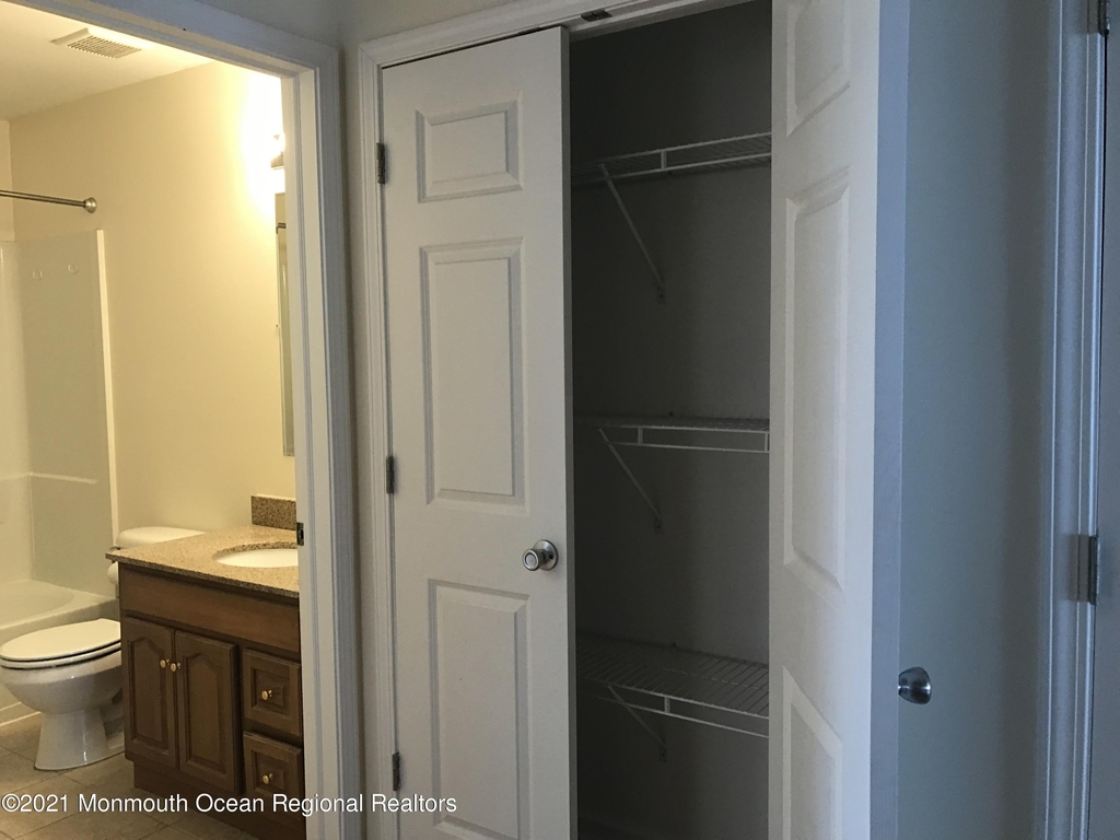 112 Morris Avenue - Photo 16