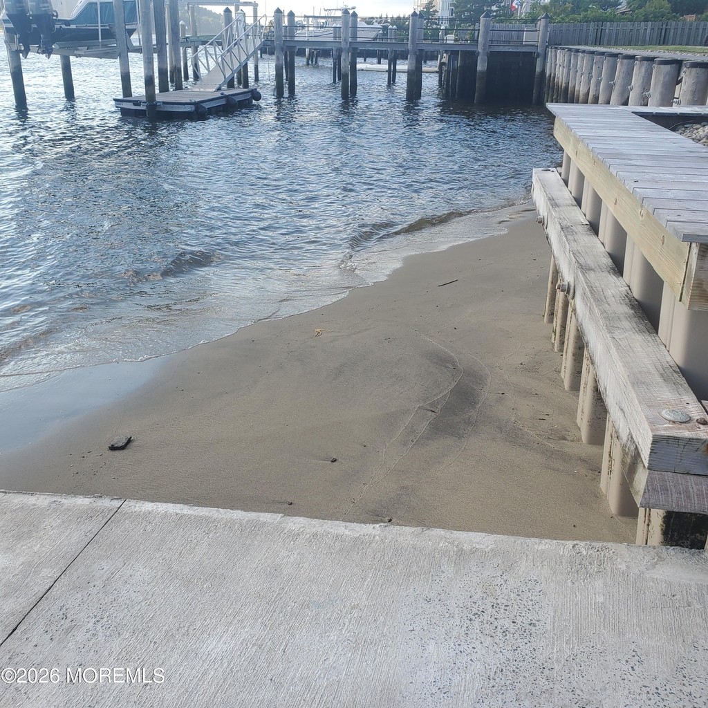 754 Ocean Avenue - Photo 27