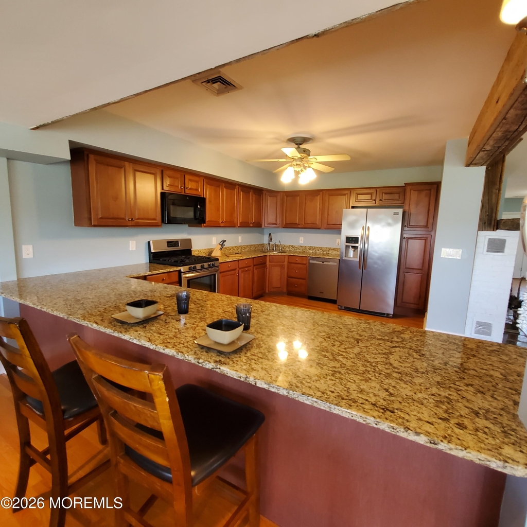 754 Ocean Avenue - Photo 5