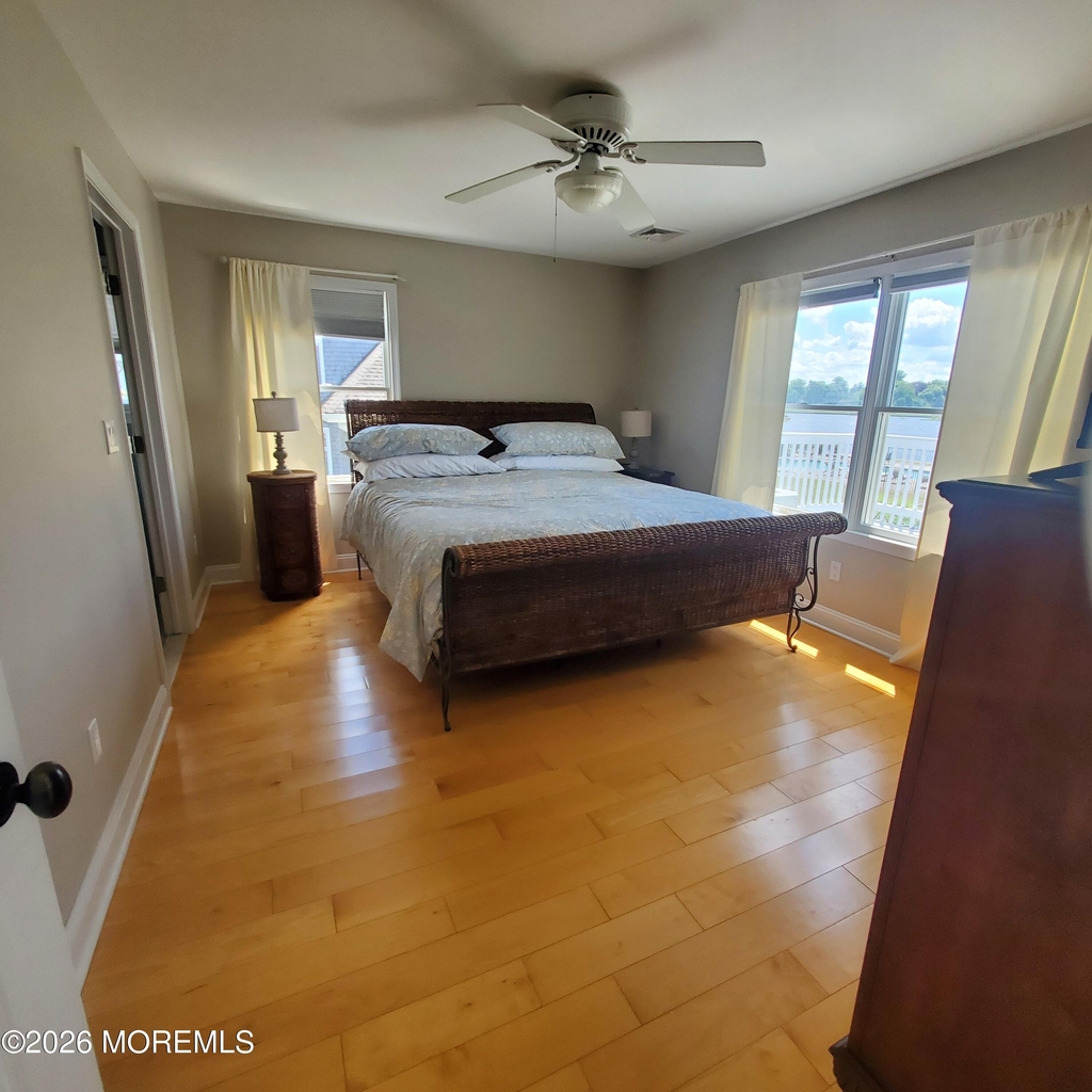 754 Ocean Avenue - Photo 15