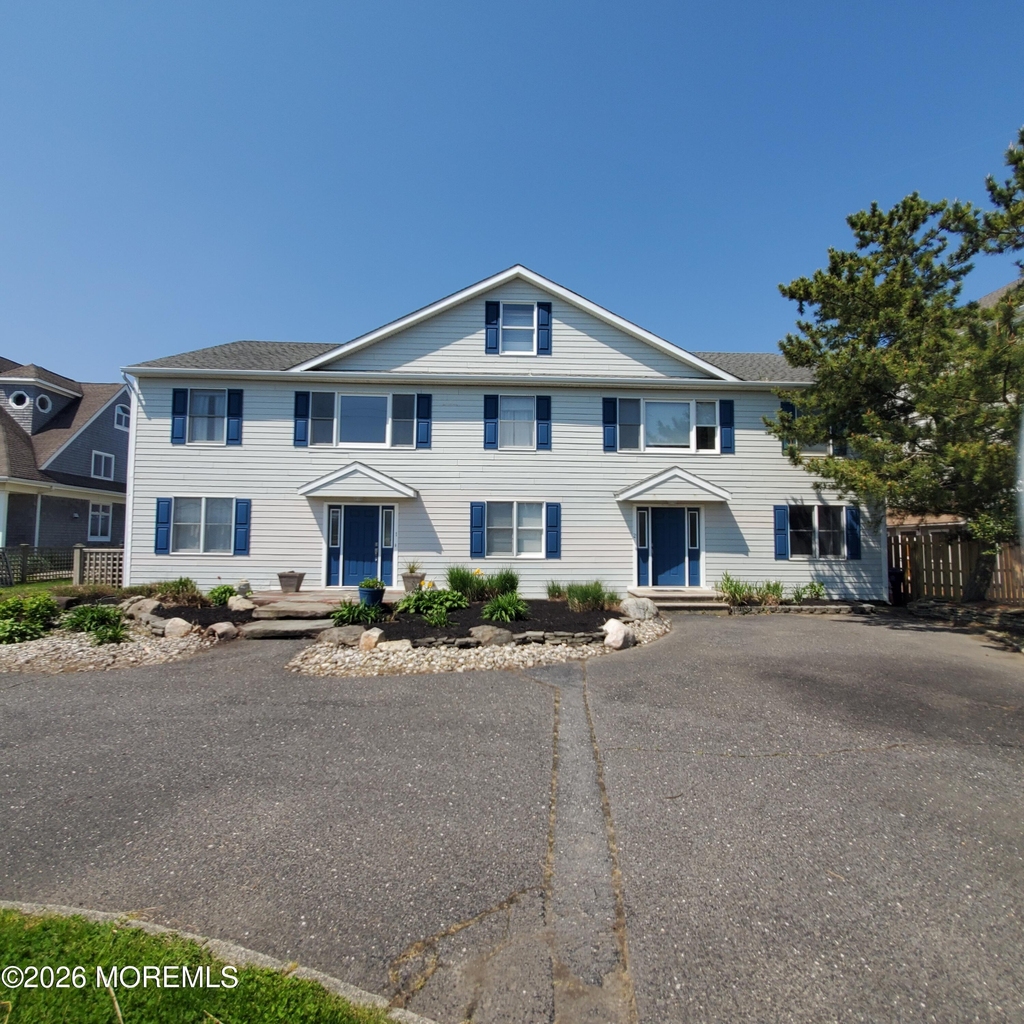 754 Ocean Avenue - Photo 1