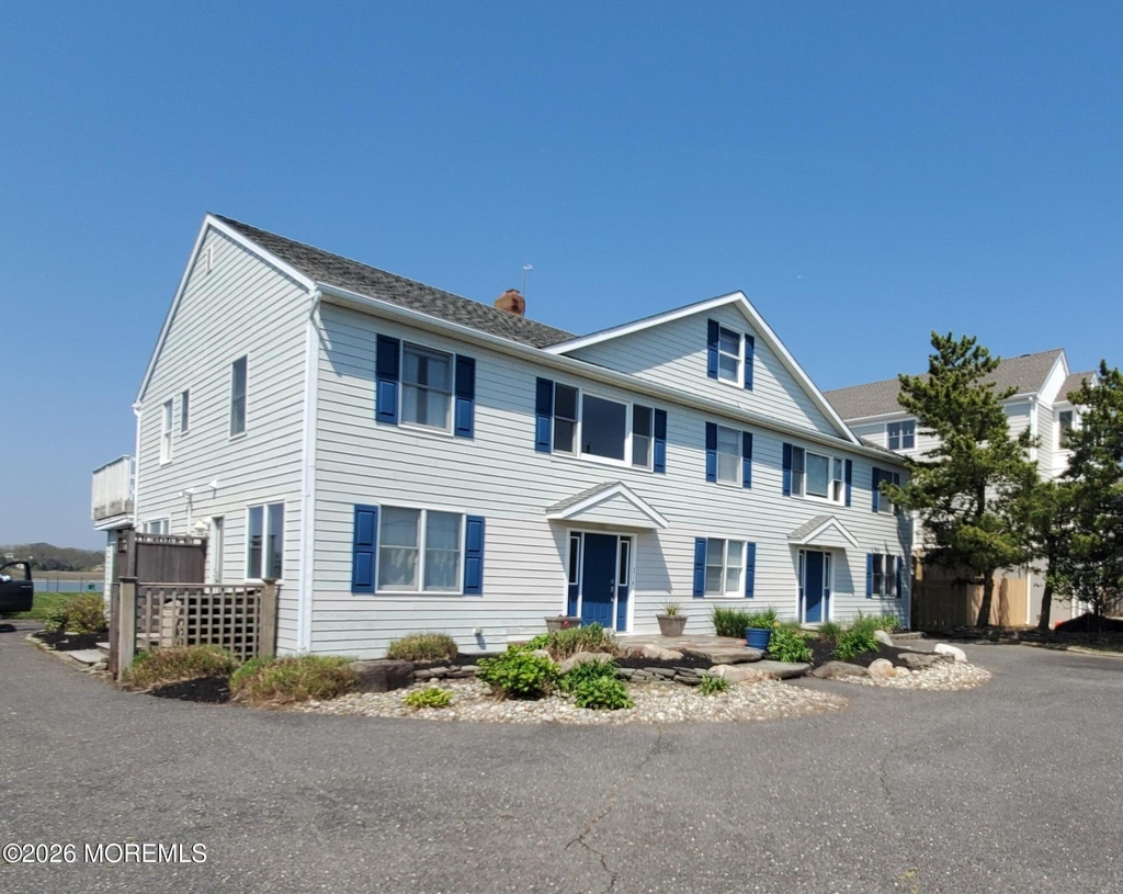 754 Ocean Avenue - Photo 0