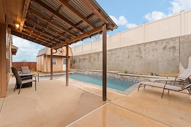 400 Hidden Lake Court - Photo 4