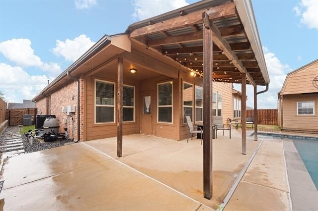 400 Hidden Lake Court - Photo 5