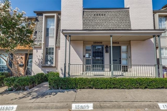 15909 Archwood Lane - Photo 2