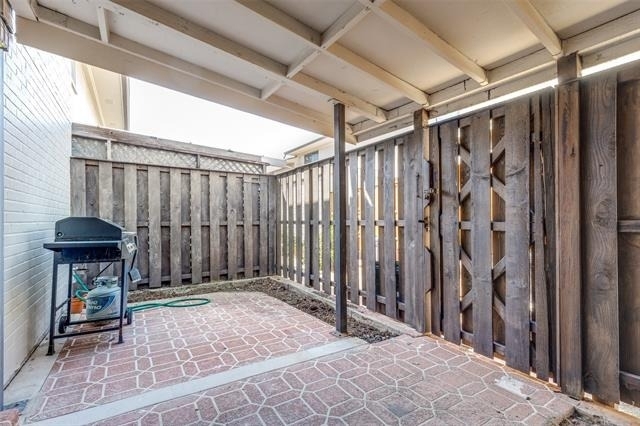 15909 Archwood Lane - Photo 21