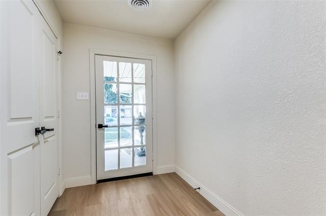 704 Turner Boulevard - Photo 2