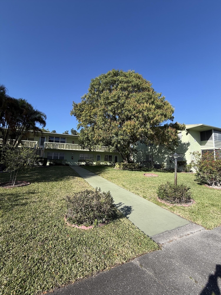 64 Norwich C - Photo 0