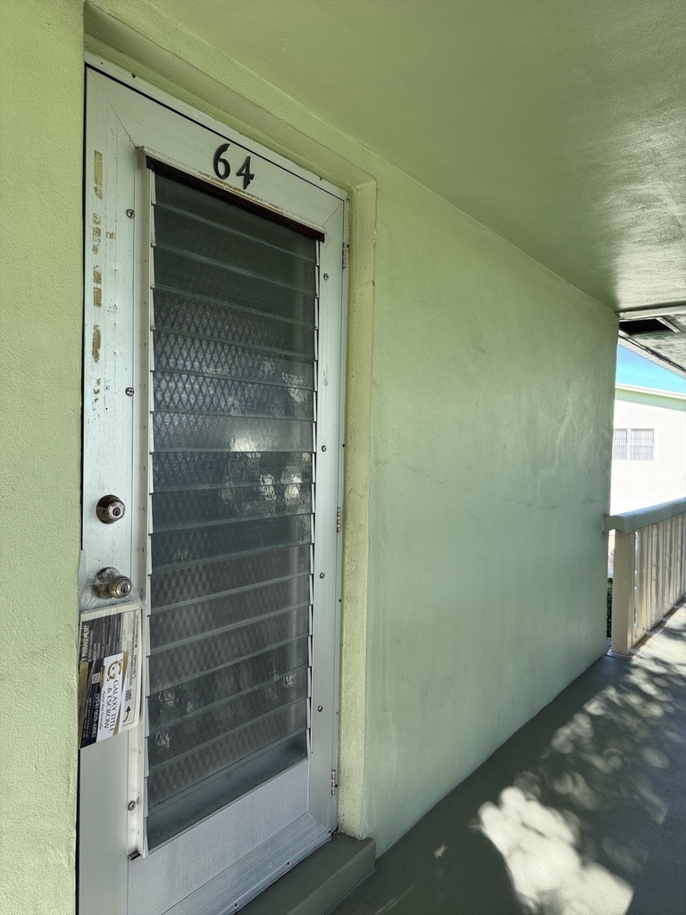 64 Norwich C - Photo 2