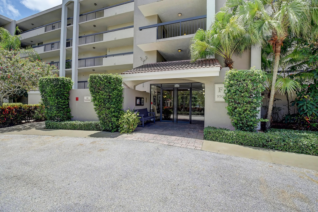 950 Lavers Circle - Photo 6