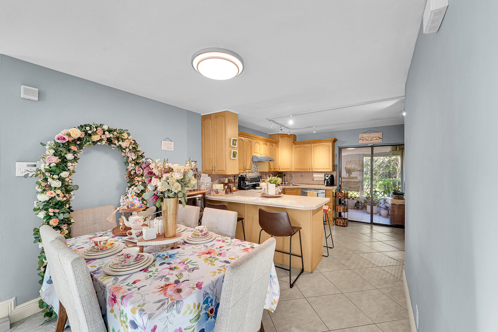 261 Wimbledon Lake Drive - Photo 3
