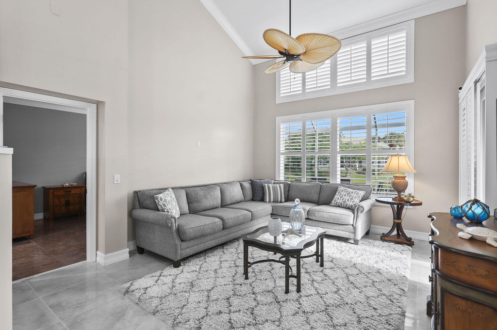 2056 Windward Way - Photo 3