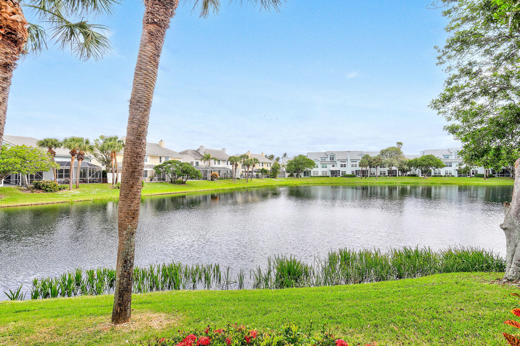 2056 Windward Way - Photo 34