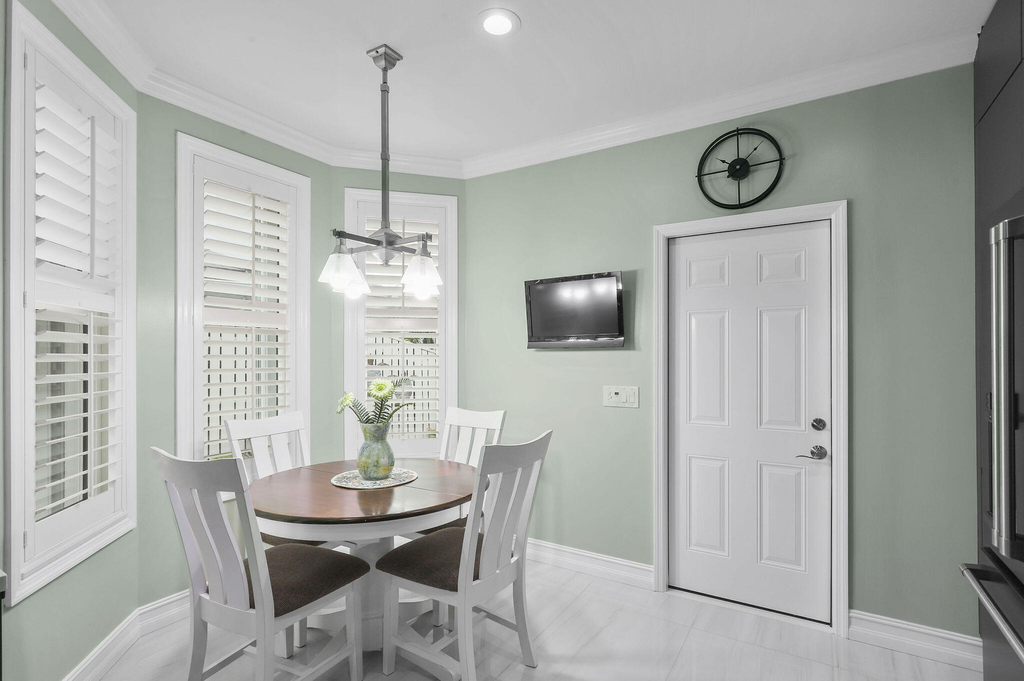 2056 Windward Way - Photo 10