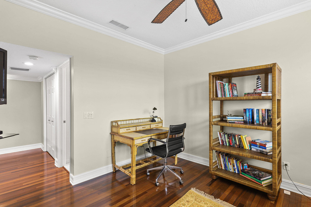 2056 Windward Way - Photo 27