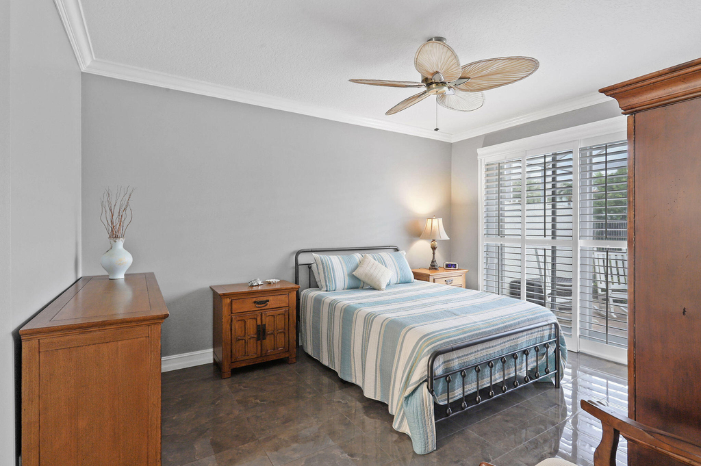 2056 Windward Way - Photo 11