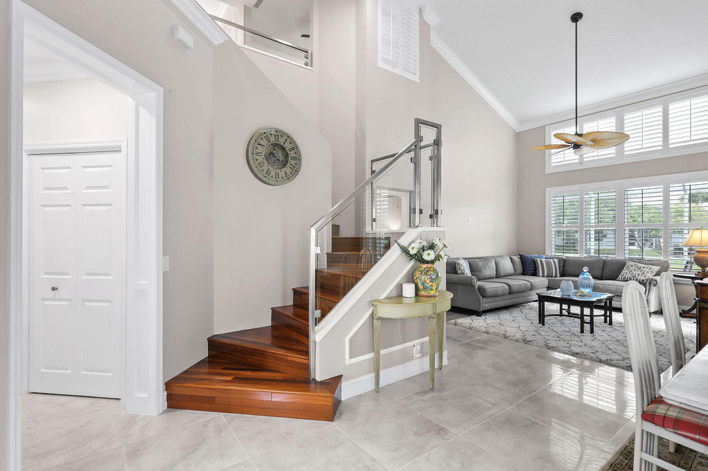 2056 Windward Way - Photo 2