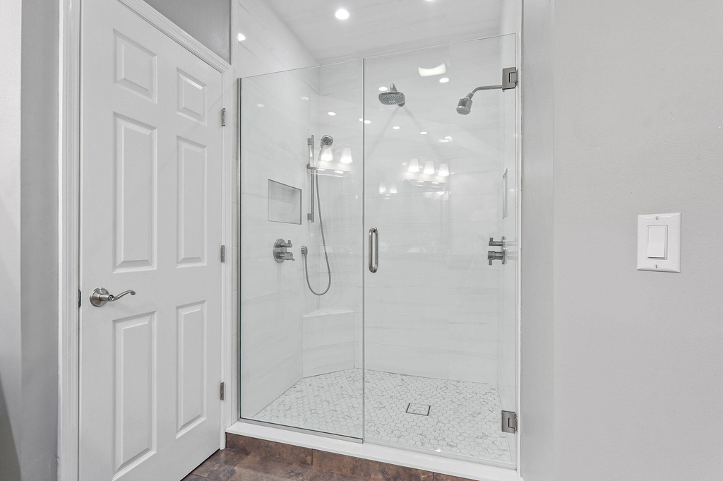 2056 Windward Way - Photo 16