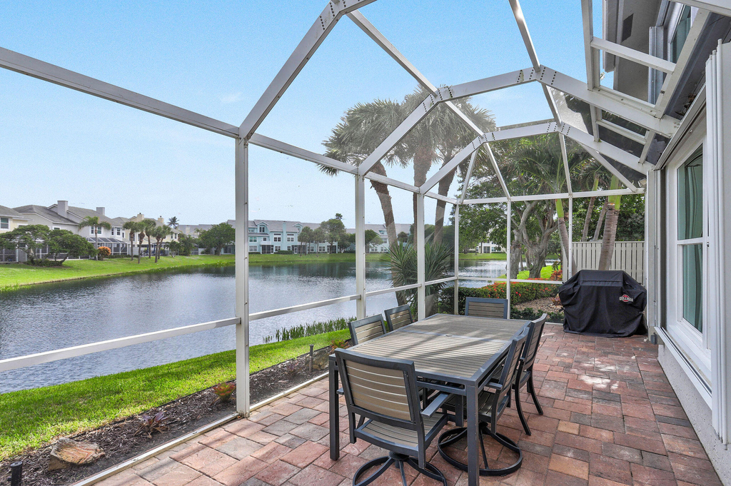 2056 Windward Way - Photo 32