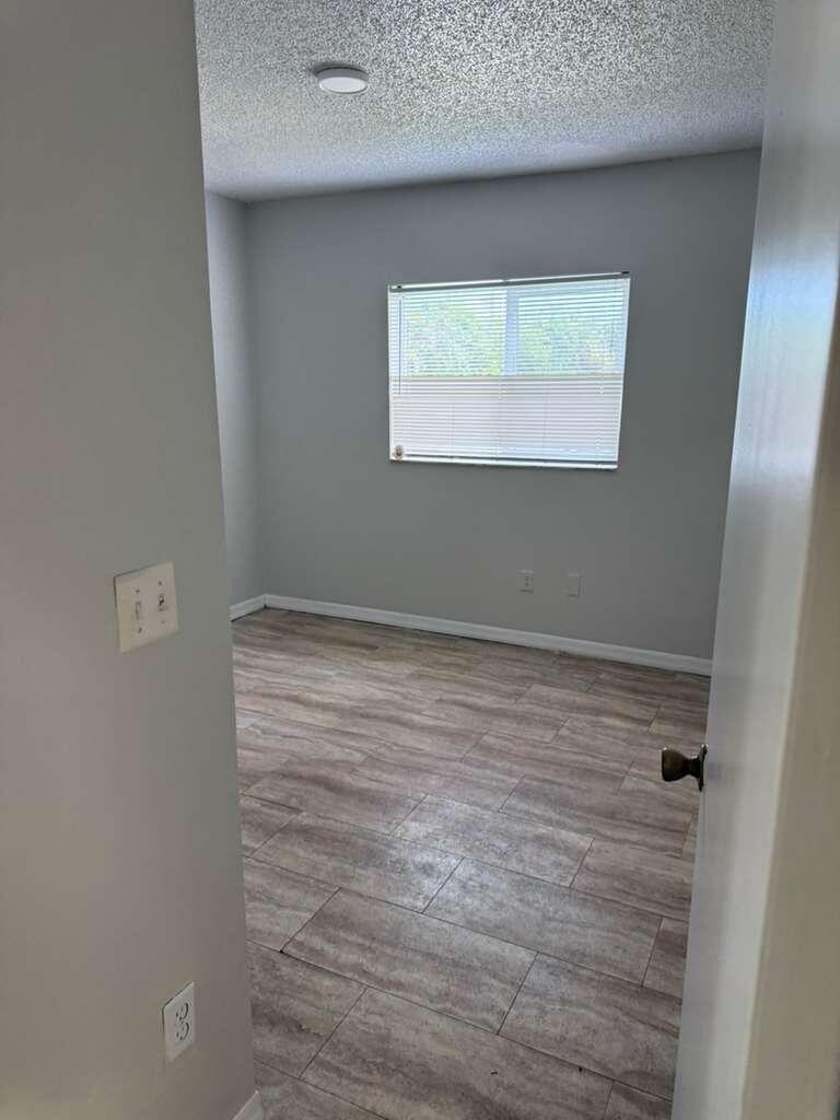 3610 N 56th Avenue - Photo 9