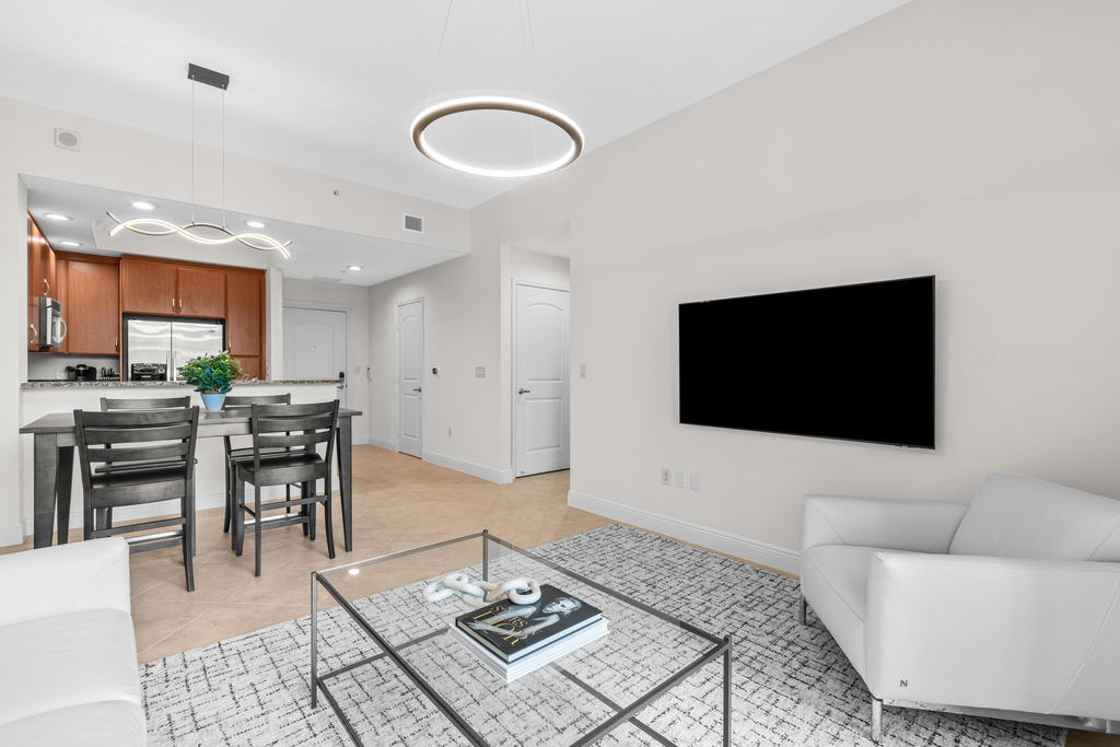 701 S Olive Avenue - Photo 0