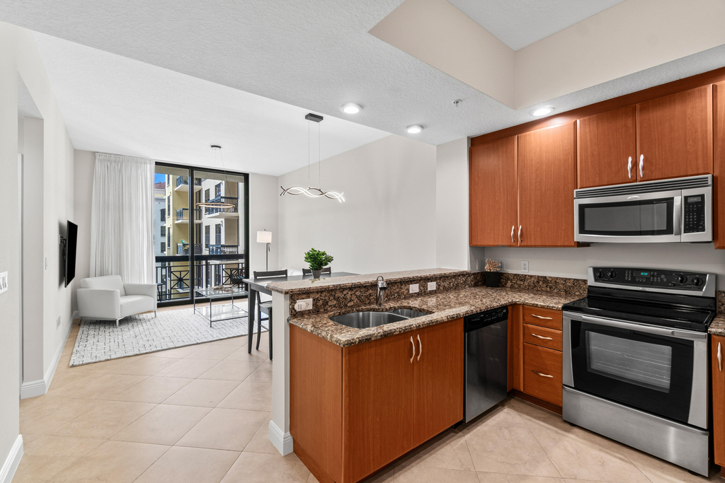 701 S Olive Avenue - Photo 4