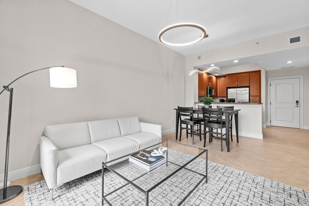 701 S Olive Avenue - Photo 1