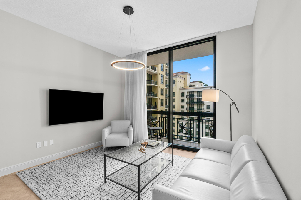 701 S Olive Avenue - Photo 10