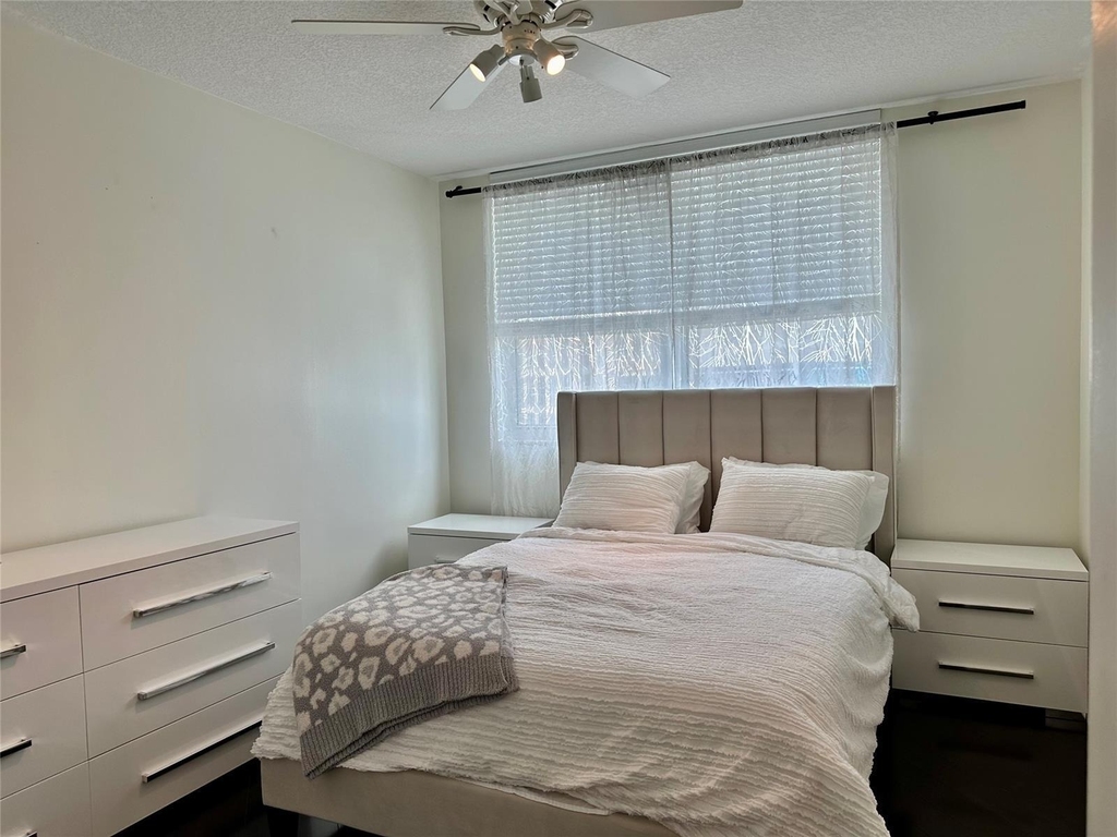 347 N New River Drive E - Photo 21