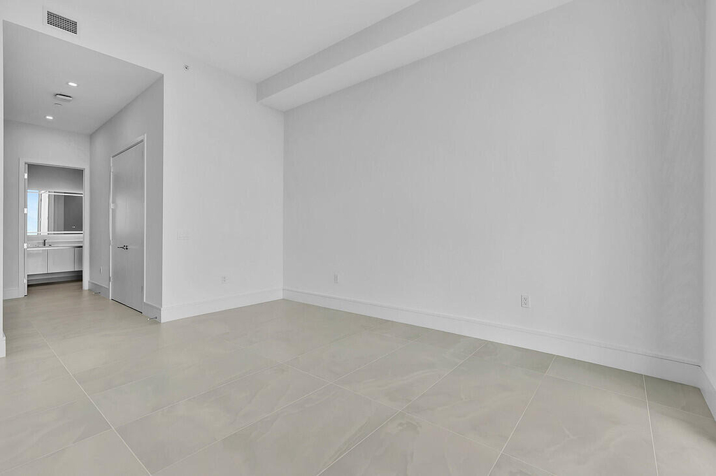 220 Lake Shore Drive - Photo 20