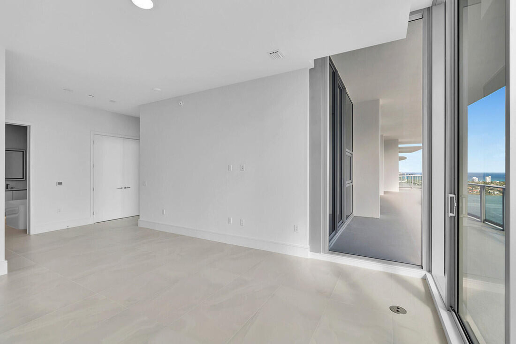 220 Lake Shore Drive - Photo 12