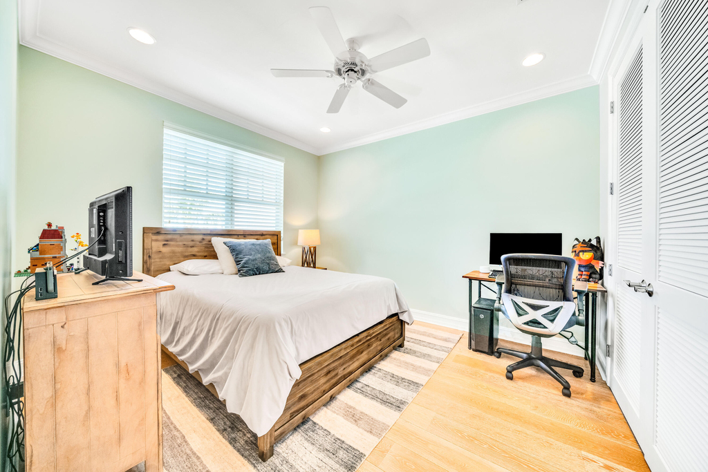 138 Marine Way - Photo 20