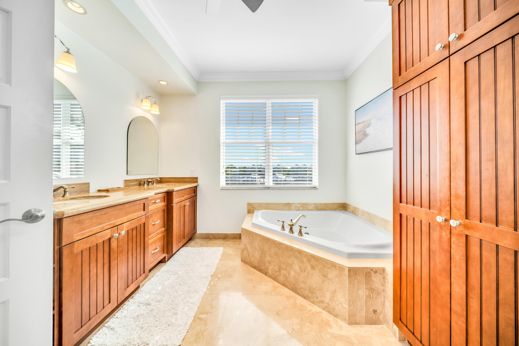 138 Marine Way - Photo 15