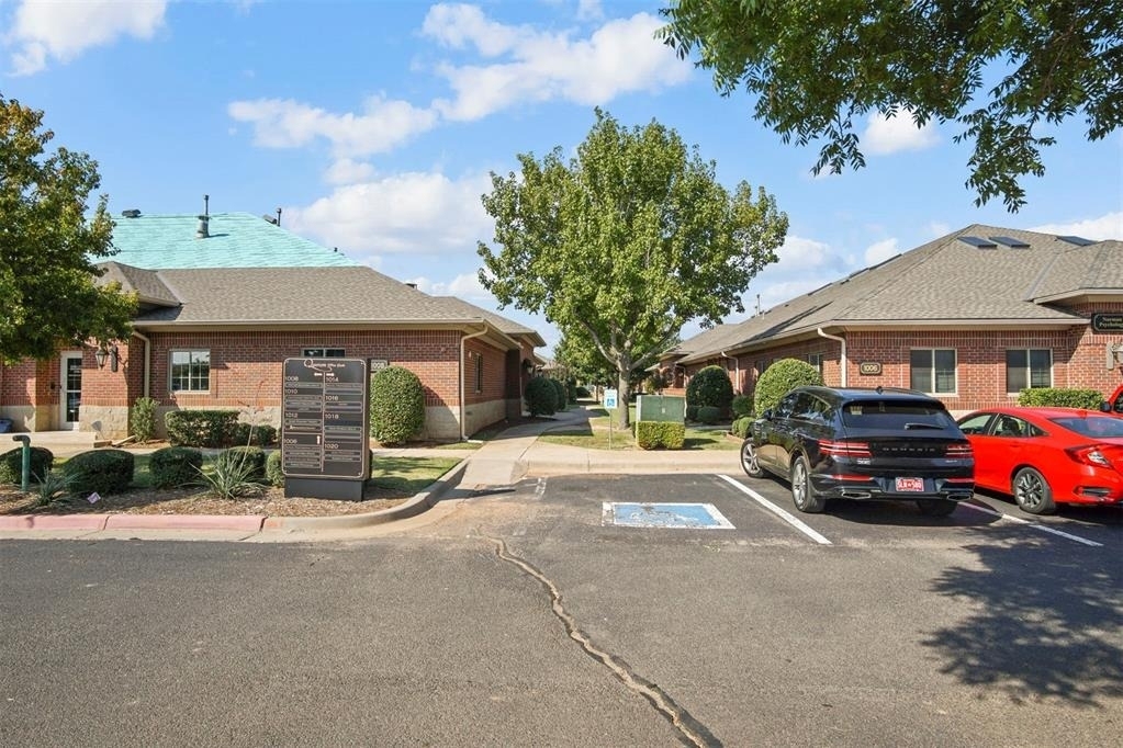 1006 Nw 24th Avenue - Photo 2