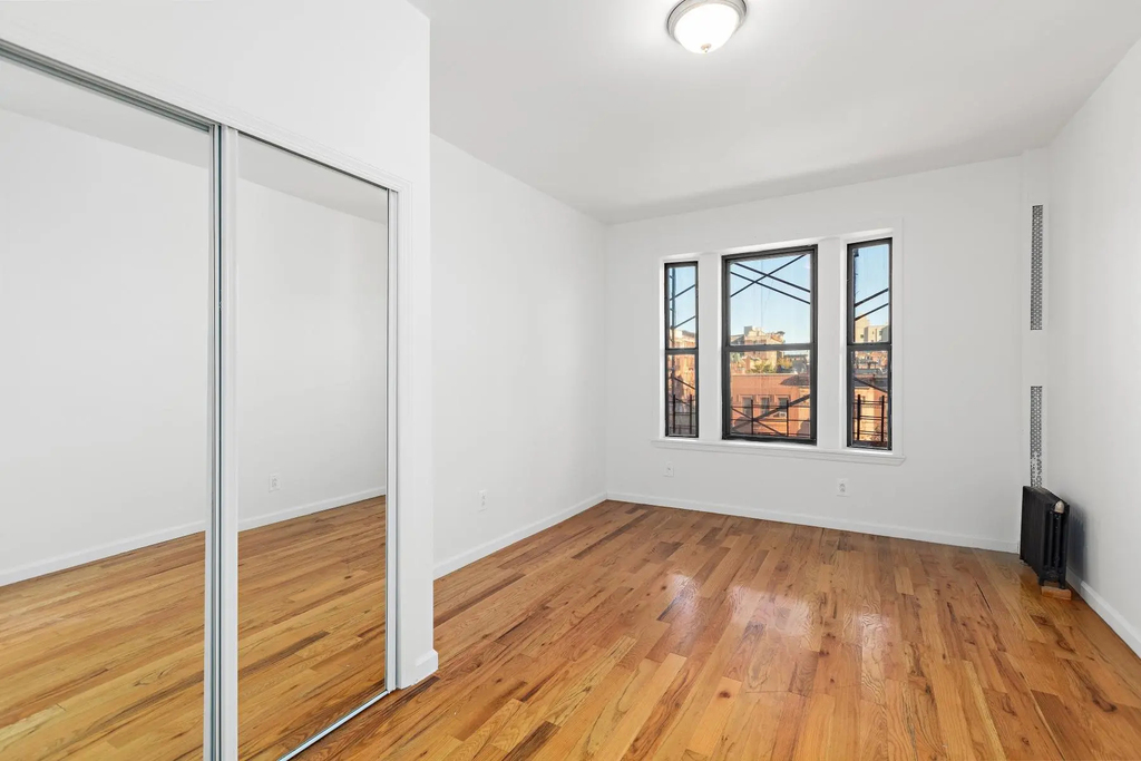 600 West 142nd Street - Photo 2