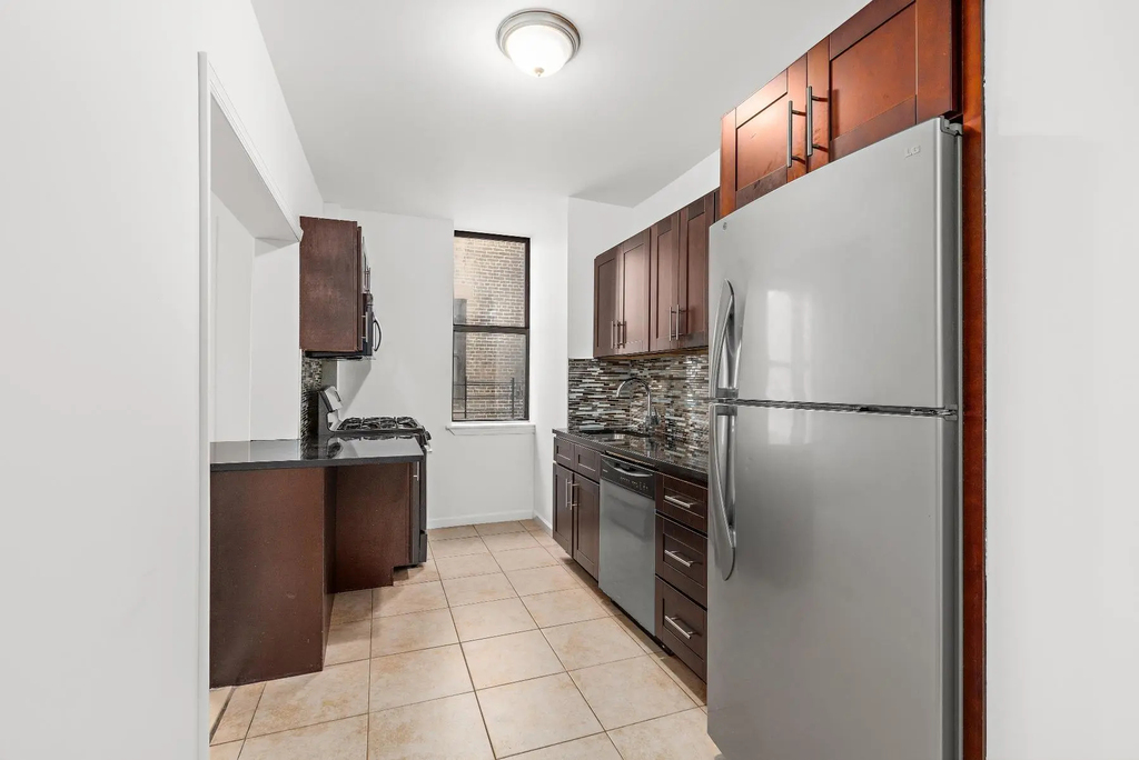 600 West 142nd Street - Photo 1