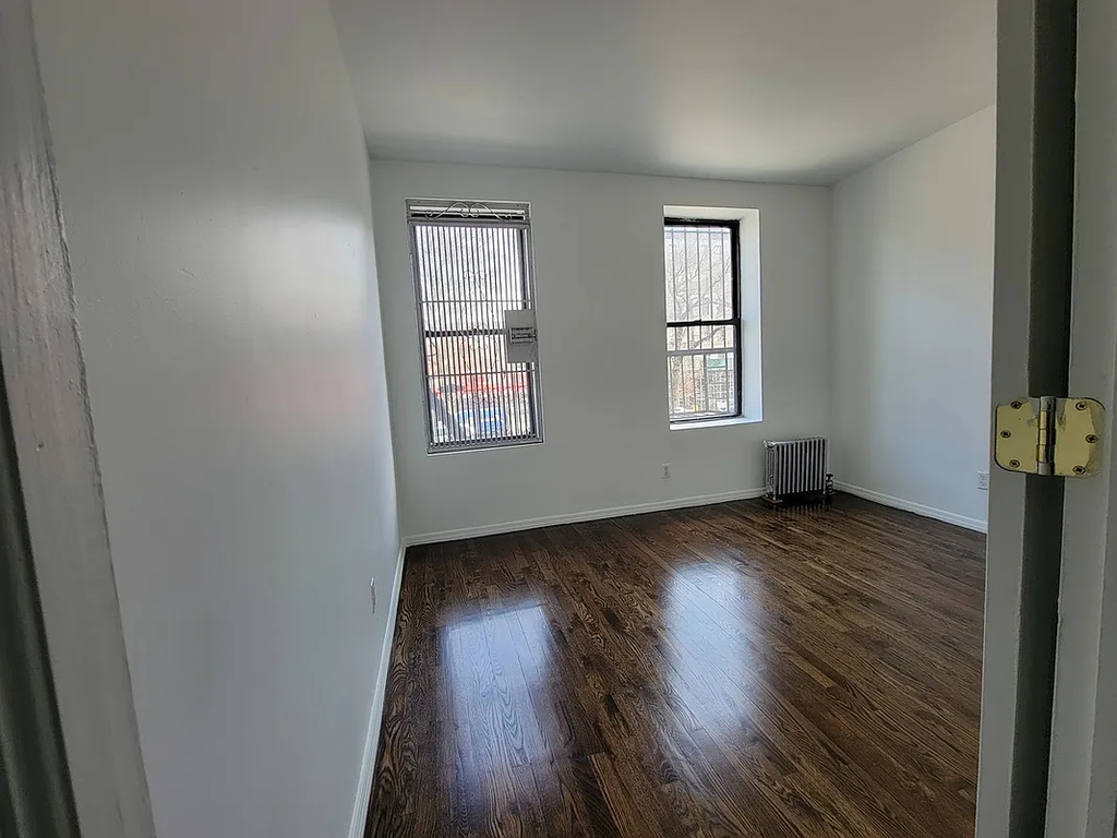600 West 150th Street - Photo 2