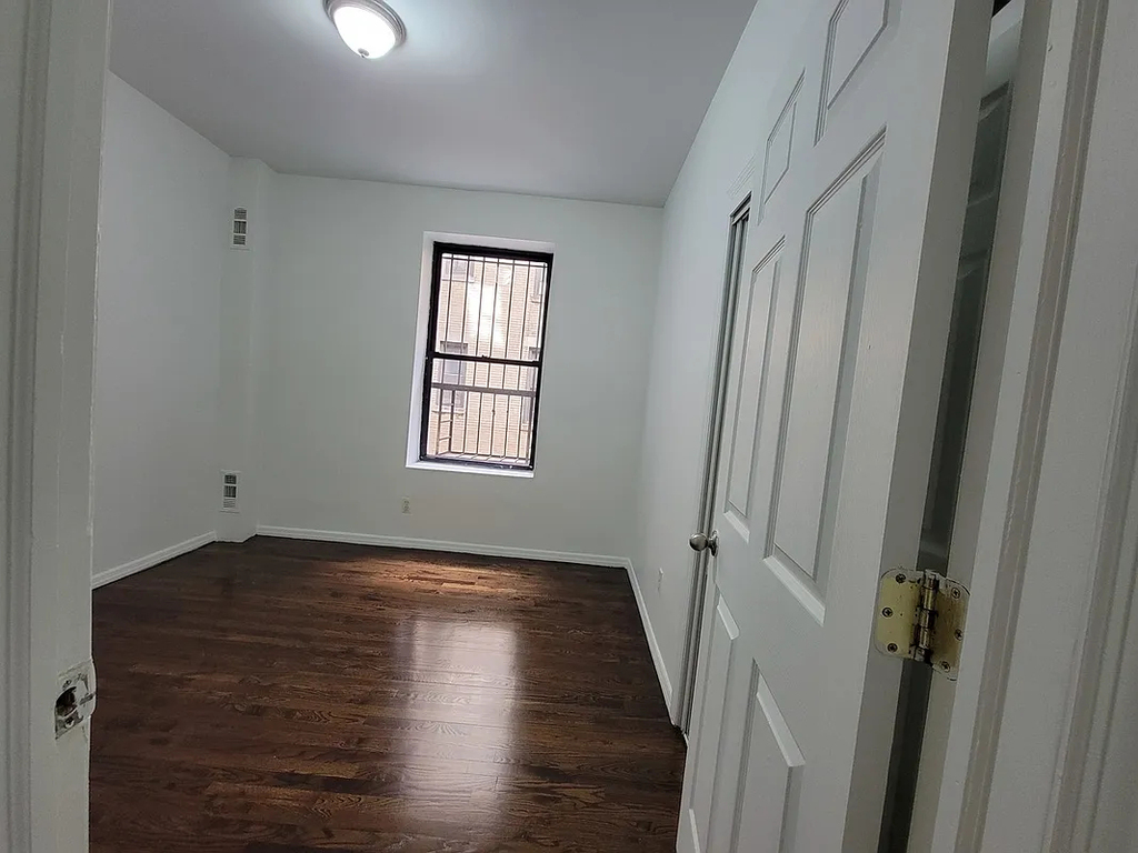 600 West 150th Street - Photo 4
