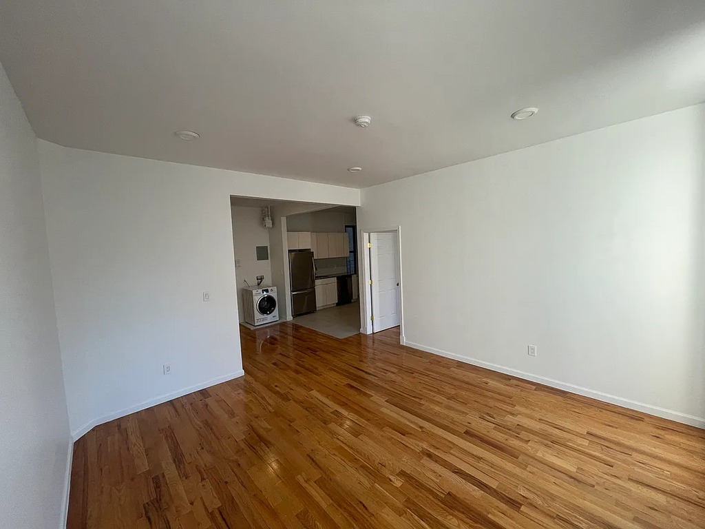 3920 Broadway - Photo 1