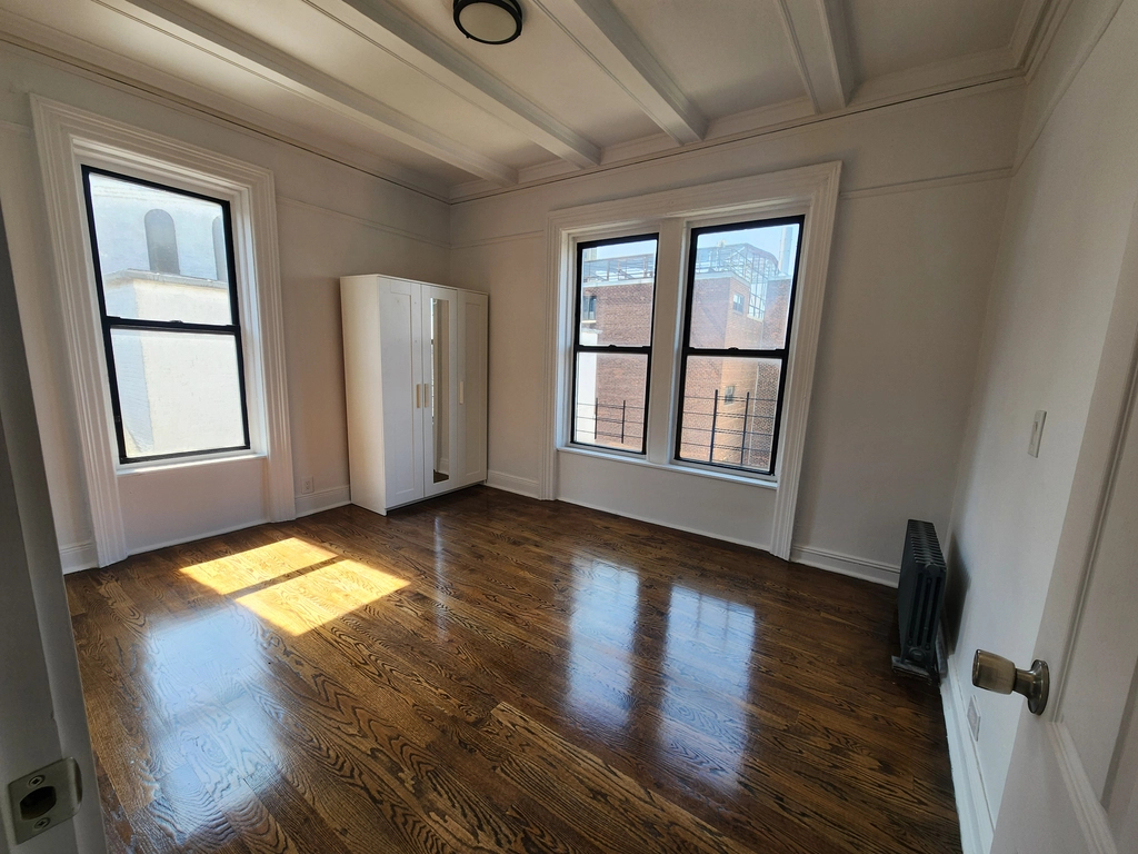 660 West 180th Street - Photo 0