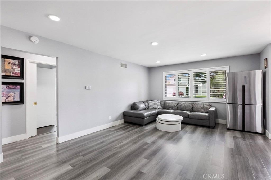 2215 E Avalon - Photo 4
